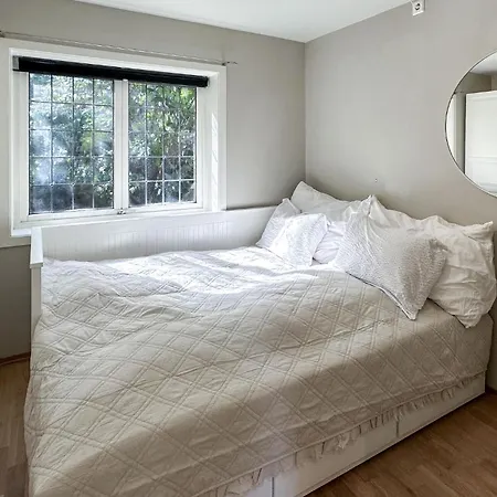 דירה 2 Bedroom Cozy In Laksevag ברגן