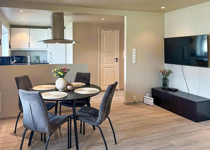 2 Bedroom Cozy In Laksevag Bergen